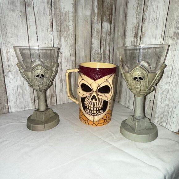 Gothic Skull Mug & Chalice Set | Halloween Pirate Drinkware Trio | Resin & Ceram - Picture 1 of 13